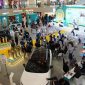 Suasana BSI Fest Ramadan 2026 di Cibinong City Mall, Bogor, yang dipadati pengunjung saat mengikuti rangkaian literasi keuangan syariah, promo cicil emas, layanan digital BYOND by BSI, serta tausiyah Ramadan di panggung utama.