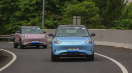 Capaian ini didukung kombinasi desain modern, fitur premium, performa efisien, dan kenyamanan yang dimilik Geely EX5