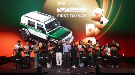  iCAR Indonesia hari ini secara resmi menyerahkan unit V23 Pro Plus Collector Series kepada para customer yang telah melakukan pemesanan awal pada ajang IIMS