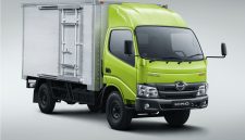 Unit Hino 300 Series menjadi salah satu model dengan tingkat kandungan lokal tinggi yang diproduksi oleh Hino Motors di Indonesia.