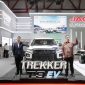 Booth JAC Motors Indonesia menampilkan lini kendaraan listrik niaga dalam ajang GIICOMVEC 2026 di Jakarta.