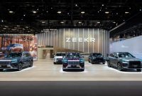 ZEEKR resmi memulai pre-order untuk ZEEKR 009 versi terbaru di Auto China 2026