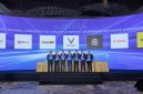 VinFast menandatangani kerja sama ekspansi jaringan dealer dan bengkel layanan global bersama sejumlah mitra internasional dalam ajang VinFast Global Business Conference 2026. Langkah ini menjadi bagian dari strategi memperkuat layanan purnajual dan infrastruktur kendaraan listrik di berbagai negara.