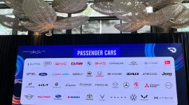 Deretan merek otomotif peserta dipamerkan dalam konferensi pers GIIAS 2026 di Jakarta, Selasa (26/5/2026). Ajang otomotif tahunan tersebut akan digelar di ICE BSD City pada 30 Juli hingga 9 Agustus 2026 dengan menghadirkan lebih dari 60 merek kendaraan.