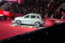 Keterangan Foto:
Unit Polytron G3+ Series dipamerkan di tengah arena Istora Gelora Bung Karno, Senayan, Jakarta, saat berlangsungnya Polytron Indonesia Open 2026. Kehadiran mobil listrik ini menarik perhatian penonton sekaligus menegaskan peran Polytron sebagai Official EV Partner dalam ajang bulu tangkis kelas dunia tersebut.