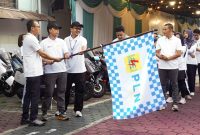 Penyerahan simbolis sekaligus pelepasan operasional 500 unit motor listrik Polytron FOX 350 untuk PLN UID Jawa Timur dalam program “Ride to Net Zero Emission”, yang akan digunakan sebagai kendaraan dinas petugas lapangan di berbagai wilayah.