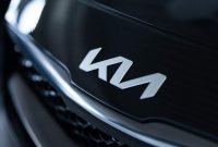 Filosofi Logo Kia 2026: Arti Symmetry, Rhythm, dan Rising