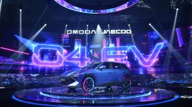 Display OMODA O4 EV di panggung Super AI Night