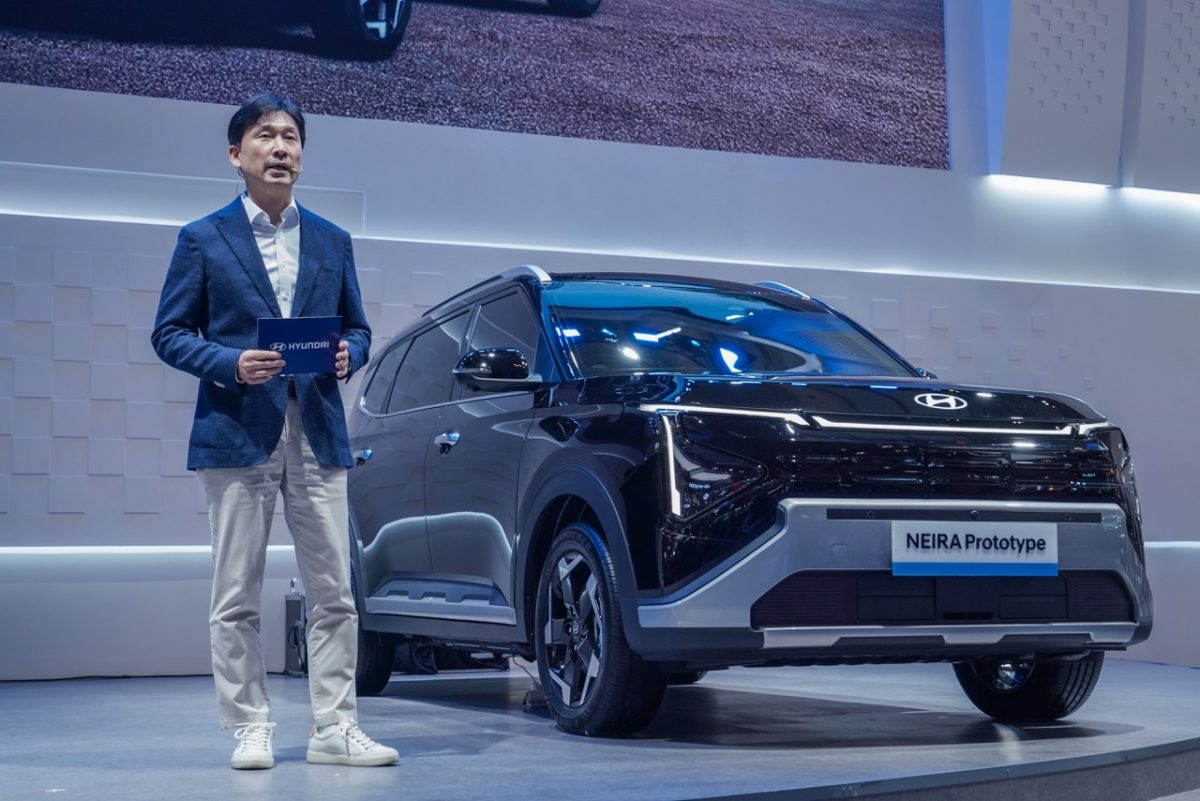 Hyundai Motor Indonesia memperkenalkan jajaran model terbaru di GIIAS 2026, mulai dari IONIQ 9, STARIA Electric, STARIA Hybrid, PALISADE terbaru hingga IONIQ 3 sebagai special display, sekaligus menawarkan berbagai program penjualan khusus selama pameran berlangsung.