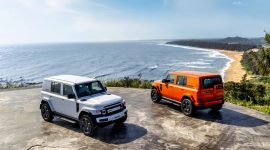 iCAR V23 tampil dengan desain boxy bergaya klasik yang dipadukan teknologi kendaraan listrik modern. SUV listrik ini menawarkan karakter kuat, kabin lapang, serta efisiensi energi untuk mendukung mobilitas harian maupun petualangan.