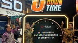 GIIAS 2026: Booth Mitsubishi Fuso di Hall 1 ICE BSD menampilkan lima kendaraan unggulan, termasuk Canter Extra Long Bus, eCanter, dan jajaran Fighter X, yang didukung layanan purnajual Zero Down Time untuk mendukung operasional bisnis pelanggan.