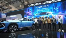 OMODA O4 EV resmi diperkenalkan dan membuka pemesanan perdana di GIIAS 2026. Indonesia menjadi negara pertama yang menghadirkan mobil listrik berbasis AI ini, dengan penawaran benefit senilai Rp50 juta bagi 1.000 konsumen pertama.