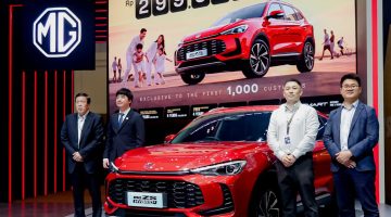 MG Motor Indonesia resmi meluncurkan MG ZS Hybrid+ di GIIAS 2026 dengan harga spesial mulai Rp299,9 juta, sekaligus memperkenalkan pembaruan MG Cyberster dan varian terbaru MGS5 EV untuk memperkuat lini kendaraan elektrifikasi di Indonesia.