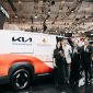 Kia PV5 Medical Purpose Vehicle dipamerkan di GIIAS 2026, menampilkan konsep “Healthcare on the Move” dengan fasilitas pemeriksaan kesehatan seperti USG portabel, retina scan, dan EKG dalam satu kendaraan.