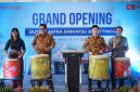 Jajaran Manajemen PT Astra International - Daihatsu Sales Operation dan Lurah Aur Kuning Secara Simbolis Meresmikan Outlet AAstra Daihatsu Bukittinggi.