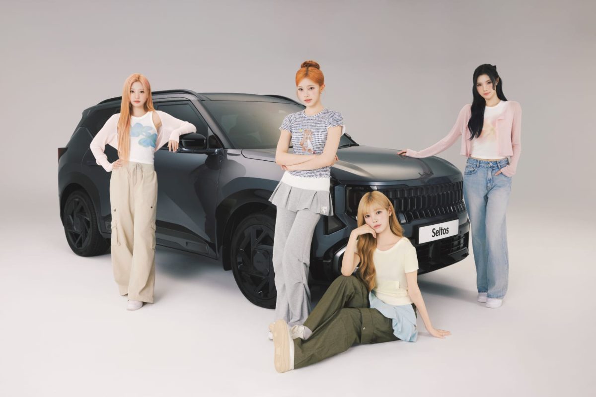 Hearts2Hearts resmi menjadi Brand Ambassador Kia Indonesia. Kolaborasi ini menjadi langkah Kia untuk semakin dekat dengan generasi muda melalui perpaduan budaya K-Pop, kreativitas, dan inovasi mobilitas, dengan Kia Carens sebagai salah satu model andalannya.