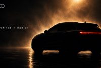 Audi Indonesia memberikan teaser siluet SUV premium terbaru yang akan melengkapi lini Audi Q Series menjelang peluncurannya pada ajang Gaikindo Indonesia International Auto Show (GIIAS) 2026. Model anyar tersebut diisyaratkan melalui kampanye bertajuk "Refined in Motion" dan akan diumumkan secara resmi pada pembukaan GIIAS 2026.