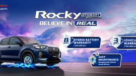 Daihatsu Rocky e-SMART Hybrid hadir dengan teknologi hybrid modern yang menawarkan pengalaman berkendara layaknya mobil listrik. SUV kompak ini didukung garansi baterai hybrid hingga 8 tahun atau 160.000 km, garansi kendaraan 3 tahun atau 100.000 km, serta layanan perawatan mudah melalui bengkel dan teknisi bersertifikasi Daihatsu. (Foto: Dok. Daihatsu)