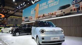 Wuling Aira EV meluncur di GIIAS 2026. Mobil listrik terbaru ini diproduksi di Cikarang, Jawa Barat, memperkuat komitmen Wuling terhadap perkembangan industri EV di Indonesia.