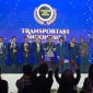 DFSK Gelora E meraih penghargaan sebagai pelopor kendaraan listrik komersial dalam ajang Transportasi Indonesia Award 2026 di Jakarta.