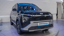 PT Hyundai Motors Indonesia (HMID) menghadirkan prototipe Hyundai NEIRA, SUV EV 7-
seater yang diperkenalkan di GIIAS 2026 sebagai wujud inovasi Hyundai untuk menjawab kebutuhan

mobilitas masyarakat Indonesia.