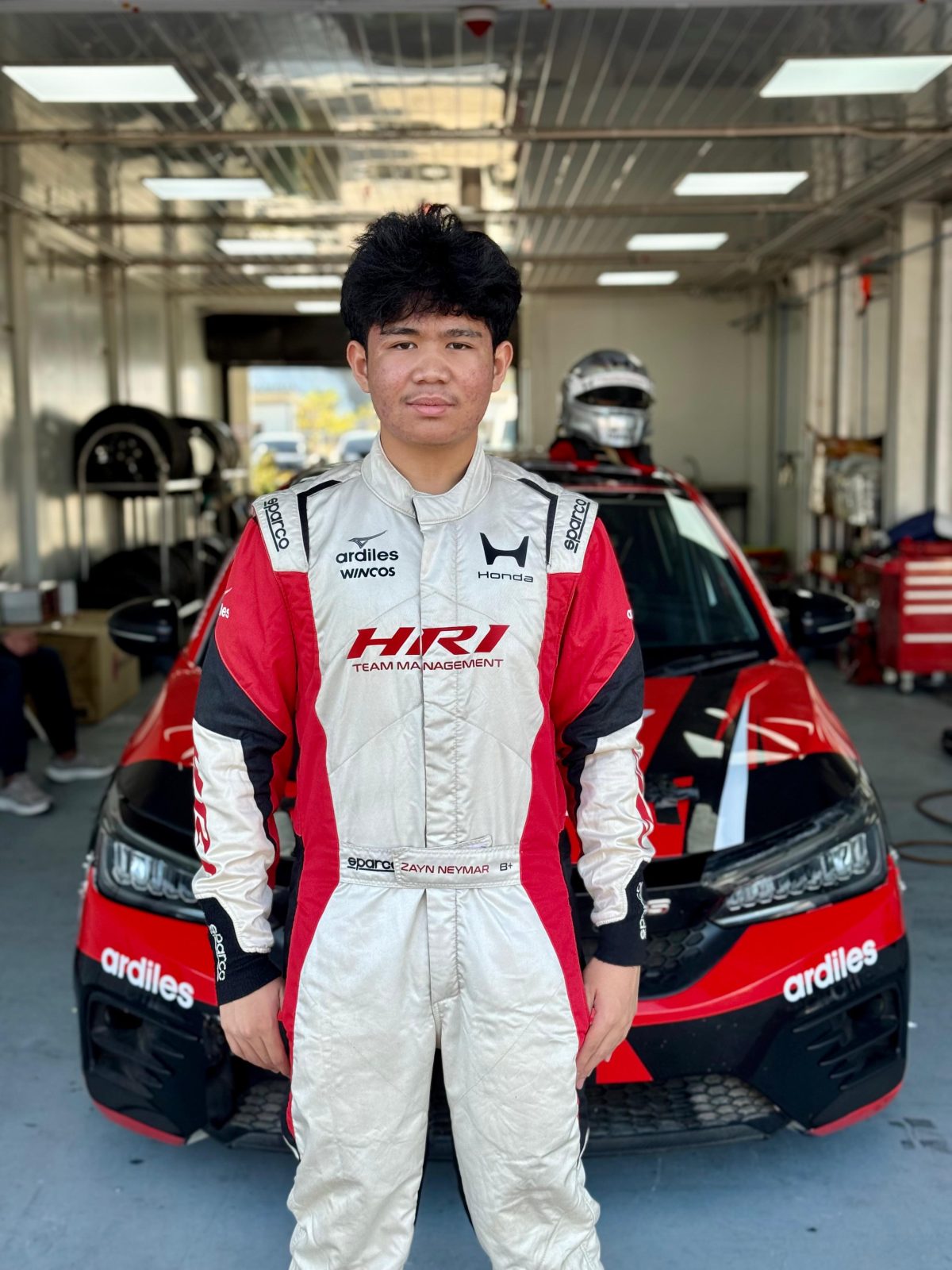 Talenta muda Ananda Zayn Neymar bersiap menjalani debut bersama HRI Team Management pada putaran ketiga Mandalika Festival of Speed (MFoS) 2026.