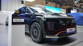 Penghargaan Favorite Vehicle – BEV yang diraih IONIQ 9 dalam ajang GIIAS 2026