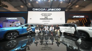 JAECOO Indonesia menggelar talkshow bertajuk JAECOO J5 EV x 347 Homebreaks x NMAA di booth OMODA | JAECOO pada ajang GIIAS 2026, ICE BSD City, Tangerang, Sabtu (2/8/2026). Kolaborasi ini menampilkan konsep personalisasi JAECOO J5 EV yang mengedepankan karakter desain asli SUV listrik sekaligus mencerminkan gaya hidup pemiliknya.