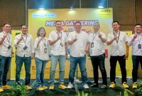 Jajaran manajemen Adira Finance berfoto bersama usai Media Gathering Adira Expo 2026 di Bandung. Adira Expo akan digelar pada 7–9 Agustus 2026 dengan menawarkan berbagai promo pembiayaan kendaraan dan program spesial menyambut HUT ke-81 Republik Indonesia.