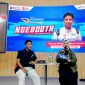 Qarrar Firhand hadir di booth MyPertamina GIIAS 2026, berbagi cerita perjalanan balap dan motivasi kepada pengunjung pada Sabtu (8/8/2026).
