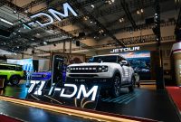 JETOUR T2 i-DM tampil sebagai salah satu model yang paling diminati konsumen selama GIIAS 2026. Bersama T1 i-DM, SUV adventure PHEV ini menyumbang 72 persen dari total 1.038 SPK JETOUR.