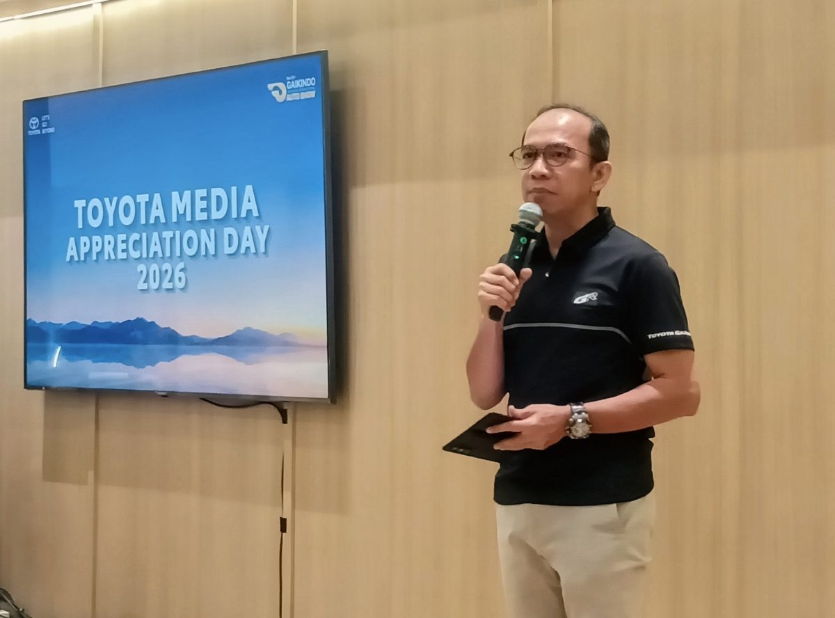 Direktur Pemasaran PT Toyota-Astra Motor (TAM) Bansar Maduma menyampaikan paparan dalam acara Toyota Media Appreciation Day 2026 di Tangerang, Banten, Sabtu. Dalam kesempatan tersebut, Bansar mengungkap perkembangan SPK Toyota dan respons konsumen terhadap kendaraan elektrifikasi selama GIIAS 2026.
