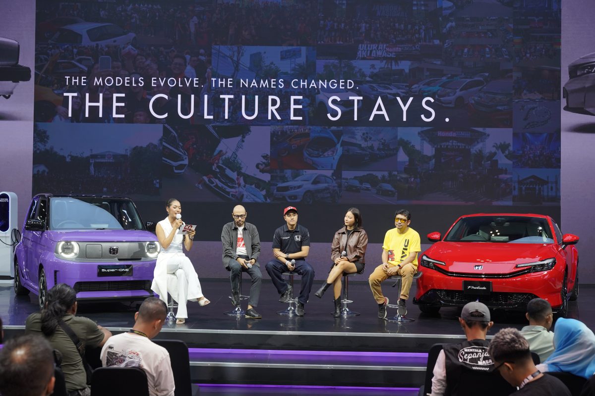 PT Honda Prospect Motor menggelar talkshow "50 Years of Civic in Indonesia – Culture. Evolved." di booth Honda pada ajang GAIKINDO Indonesia International Auto Show (GIIAS) 2026, ICE BSD City, Tangerang, Sabtu (2/8/2026). Acara ini menjadi bagian dari perayaan 50 tahun perjalanan Honda Civic di Indonesia sekaligus menampilkan evolusi teknologi, budaya komunitas, dan DNA sporty Civic yang terus bertahan lintas generasi.