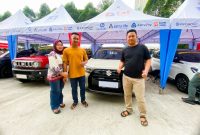 Pengunjung menjajal Suzuki XL7 terbaru dalam sesi test drive di GIIAS 2026. SUV 7-seater ini mendapat respons positif berkat kabin yang lapang, fitur praktis, dan teknologi hybrid.