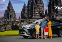 Daihatsu New Terios tampil dengan latar Candi Prambanan, Yogyakarta. Hingga Juli 2026, Terios mencatat penjualan kumulatif 8.512 unit dan menjadi salah satu kontributor utama penjualan Daihatsu di pasar otomotif nasional.