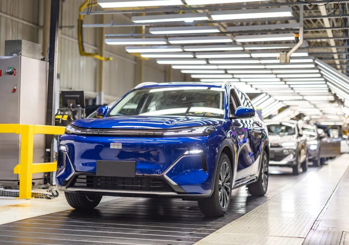 Geely EX5 EM-i Super Hybrid mulai diproduksi secara lokal di Ayrton Senna Industrial Complex, Brasil.