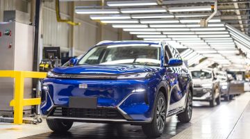 Geely EX5 EM-i Super Hybrid mulai diproduksi secara lokal di Ayrton Senna Industrial Complex, Brasil.