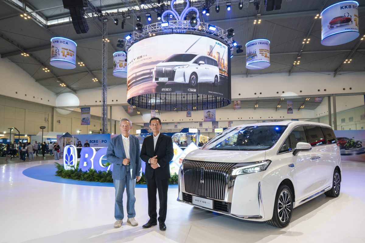 GWM Wey G9 Hi4 tampil perdana di BCA Expo 2026, ICE BSD City, Tangerang. Luxury MPV ini hadir dalam pilihan HEV dan PHEV dengan harga mulai Rp1,158 miliar OTR Jakarta.