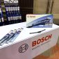 Produk wiper Bosch Mobility Aftermarket dipamerkan dalam kegiatan peringatan 100 tahun teknologi wiper Bosch di Jakarta, Kamis (3/9/2026).