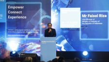 Wamenperin Faisol Riza menegaskan posisi Indonesia sebagai basis produksi, rantai pasok, dan pusat investasi otomotif regional.