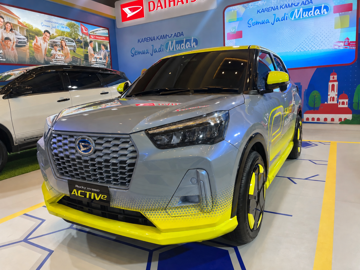 Rocky Hybrid ACTIVe di Booth Daihatsu GIIAS Bandung 2026.
