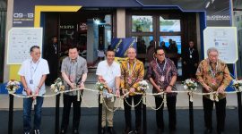 Pembukaan GIIAS Bandung 2026 ditandai dengan prosesi pengguntingan pita di Sudirman Grand Ballroom, Bandung, Rabu (9/9/2026). Pameran otomotif ini berlangsung pada 9–13 September 2026 dan menghadirkan 19 merek kendaraan.