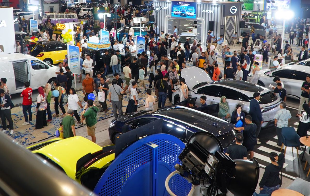 GIIAS Semarang 2026 siap digelar pada 30 September–4 Oktober 2026 di Muladi Dome UNDIP, Semarang, dengan menghadirkan 19 merek kendaraan global serta 22 merek komponen dan aksesori otomotif.