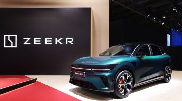 Generasi terbaru SUV listrik ZEEKR 7X yang diperkenalkan dalam debut ZEEKR di Paris Motor Show 2026.