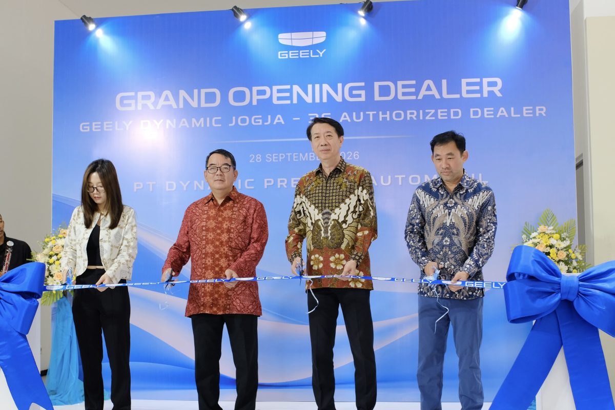 Geely Auto Indonesia meresmikan Geely Dynamic Jogja di Jalan Magelang Km 9,5, Sleman, Daerah Istimewa Yogyakarta. Diler pertama Geely di Yogyakarta ini dilengkapi fasilitas 3S (Sales, Service, Spare Parts) serta stasiun pengisian daya kendaraan elektrifikasi, sekaligus menandai diler ke-50 Geely di Indonesia.