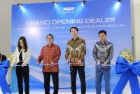 Geely Auto Indonesia meresmikan Geely Dynamic Jogja di Jalan Magelang Km 9,5, Sleman, Daerah Istimewa Yogyakarta. Diler pertama Geely di Yogyakarta ini dilengkapi fasilitas 3S (Sales, Service, Spare Parts) serta stasiun pengisian daya kendaraan elektrifikasi, sekaligus menandai diler ke-50 Geely di Indonesia.