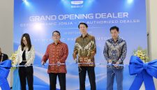 Geely Auto Indonesia meresmikan Geely Dynamic Jogja di Jalan Magelang Km 9,5, Sleman, Daerah Istimewa Yogyakarta. Diler pertama Geely di Yogyakarta ini dilengkapi fasilitas 3S (Sales, Service, Spare Parts) serta stasiun pengisian daya kendaraan elektrifikasi, sekaligus menandai diler ke-50 Geely di Indonesia.