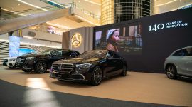 Mercedes-Benz menghadirkan 12 model kendaraan dalam STAR DRIVE 2026 di Senayan City, Jakarta, pada 14–18 Oktober 2026. Pengunjung dapat melihat berbagai model sekaligus mengikuti sesi test drive sesuai ketersediaan.