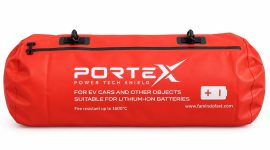 Produk PORTEX Power Tech Shield berupa pelindung tahan api yang dirancang untuk membantu mengisolasi kebakaran pada kendaraan listrik (EV) dan objek lain yang menggunakan baterai lithium-ion. Produk ini diklaim memiliki ketahanan terhadap suhu api hingga 1.600 derajat Celsius