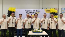 Finance menandai penyatuan operasional dengan Mandala Finance melalui seremoni Operational Day 1 (OD1) di Makassar, Gorontalo, dan Banda Aceh pada 15 Oktober 2026 untuk memperkuat jaringan layanan dan memperluas akses pembiayaan masyarakat.